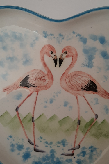 Filamingo Temalı Çini Kalp Tabak