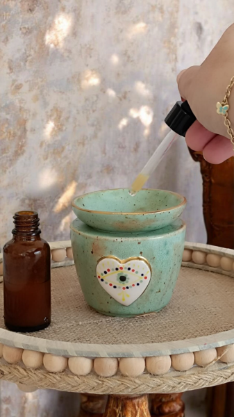 El Yapımı Seramik Buhurdanlık-Kalp Detaylı